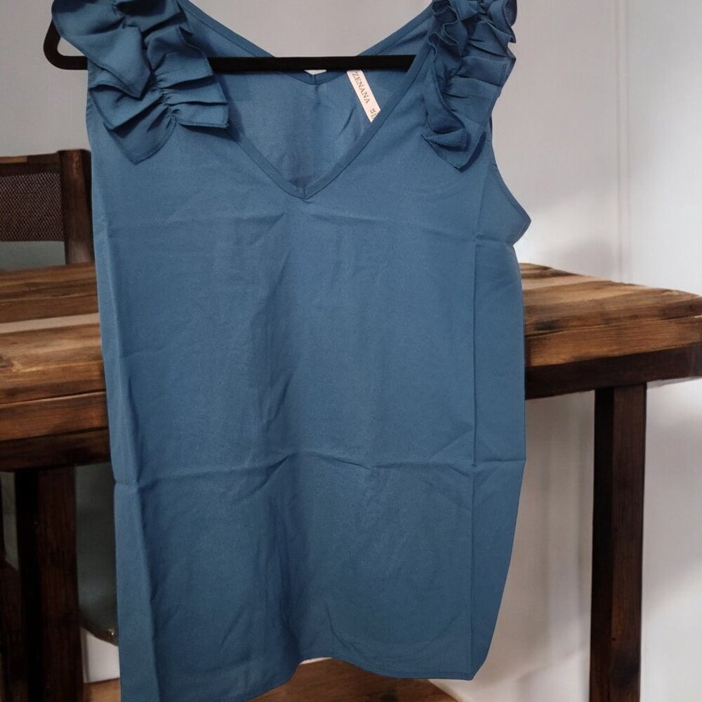 Zenana V-Neck Ruffle Sleeve Top Plus Size 1X 2X 3X NWT Boutique Style QT-2696X - Picture 3 of 8
